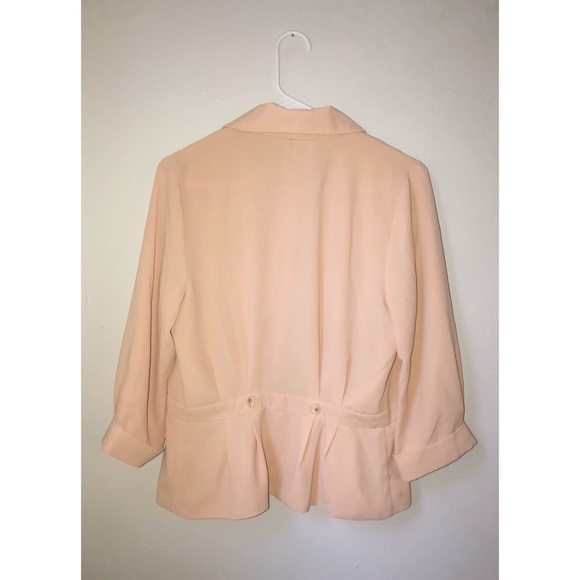 Blazer - Picture 2 of 4